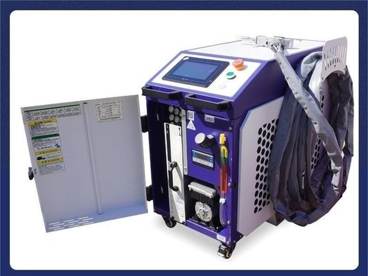 เครื่องเชื่อมและทําความสะอาดตัดแม่นยํา 2000W เครื่องเชื่อมเลเซอร์ด้วยระบบเย็นน้ํา
