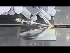 เครื่องปั่นเลเซอร์ 220-240V ความยาวคลื่น 0.915um และความแม่นยําตําแหน่ง ± 0.02mm